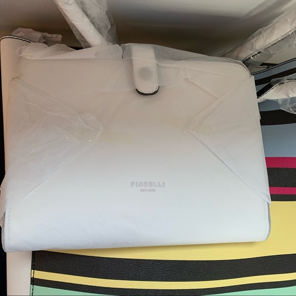 NEW FIORELLI SPRING STRIPED TOTE w/WHITE WALLET - Picture 3 of 12